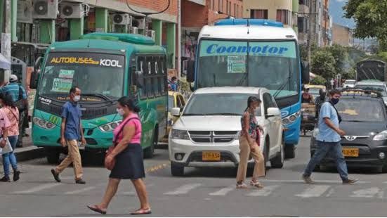Neiva enfrenta dos desafíos críticos en movilidad urbana