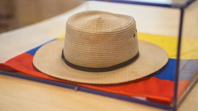 Suspenden reconocimiento del sombrero de Carlos Pizarro como patrimonio
